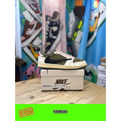 Jordan 1 low Travis Scott Medium Olive UK 7.5.