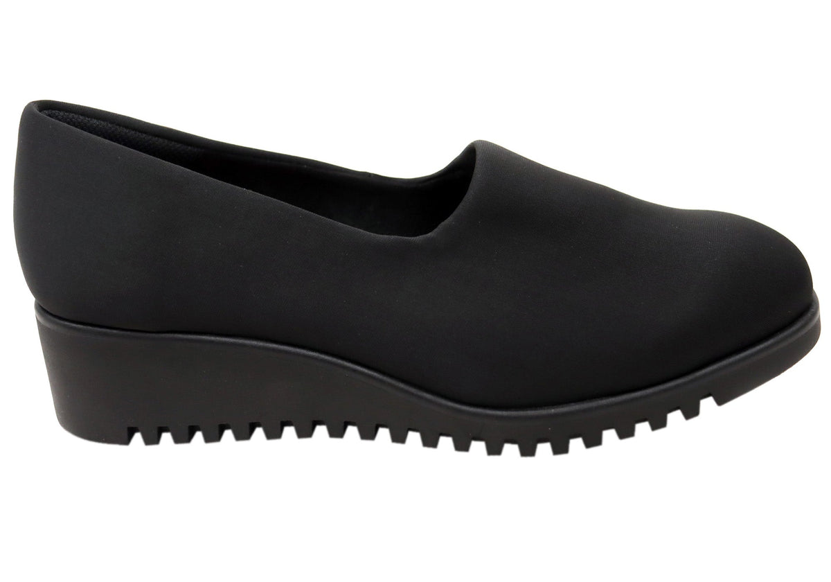 Comfortiva Dana Womens Wide Fit Comfortable Shoes