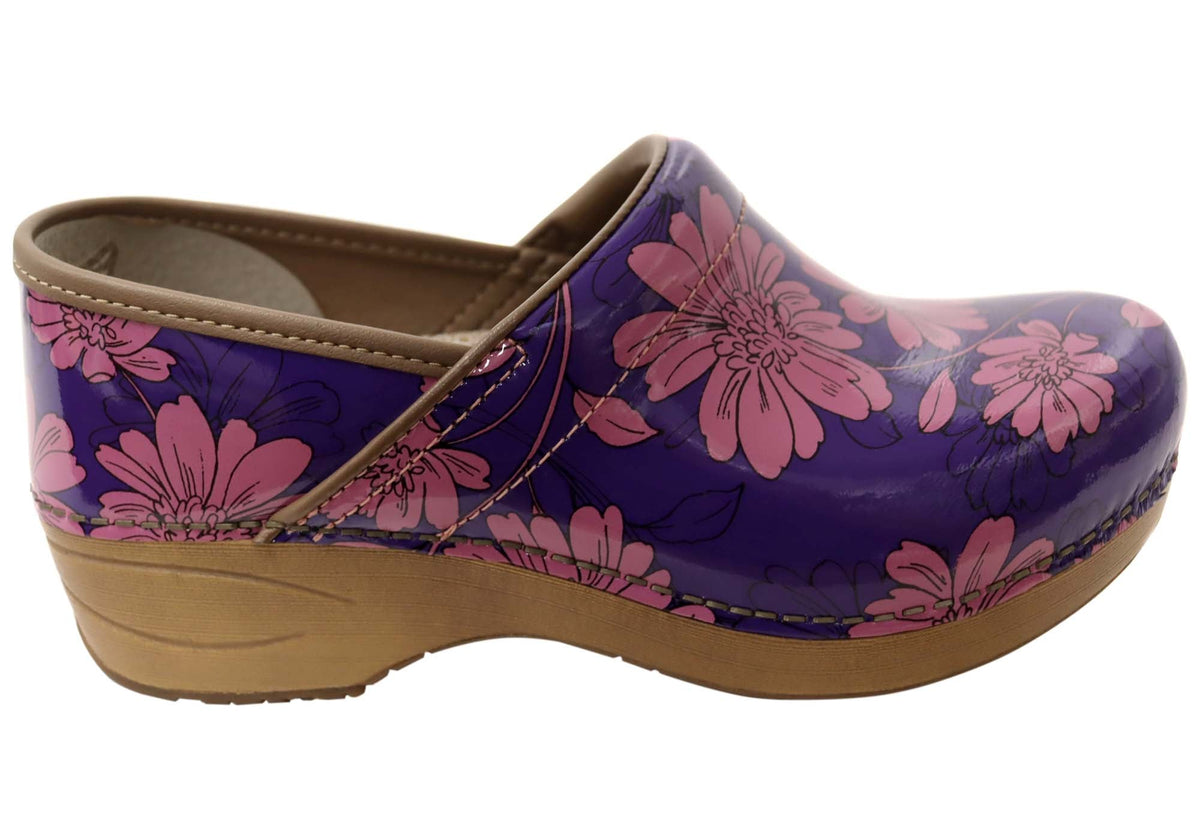 Dansko Womens XP 2.0 Patent Leather Clogs Shoes Purple Bloom